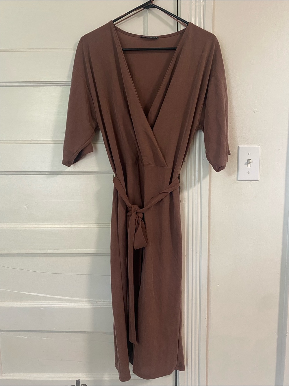 Dark Rose/Brown Midi Dress with Tie Waist - Picture 2 of 5